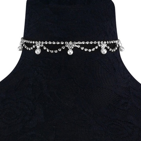 Diamond & Pearl Choker Necklace - Picture 2 of 4